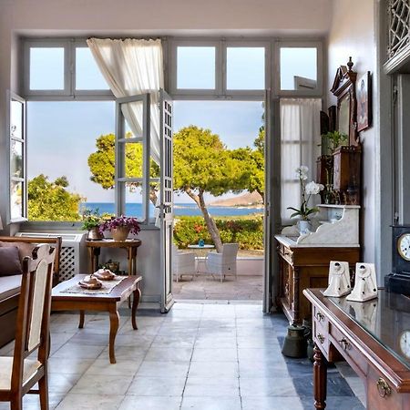 Dellagracia Mansion In Poseidonia Syros Villa Posidhonia  Luaran gambar