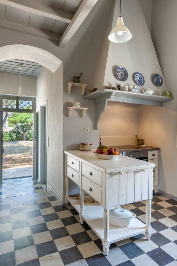 Dellagracia Mansion In Poseidonia Syros Villa Posidhonia  Luaran gambar